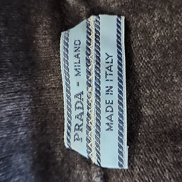 Prada Italian Cashmere Blend Sweater Gray Charcoal Funnel Neck Sweater - Picture 4 of 7